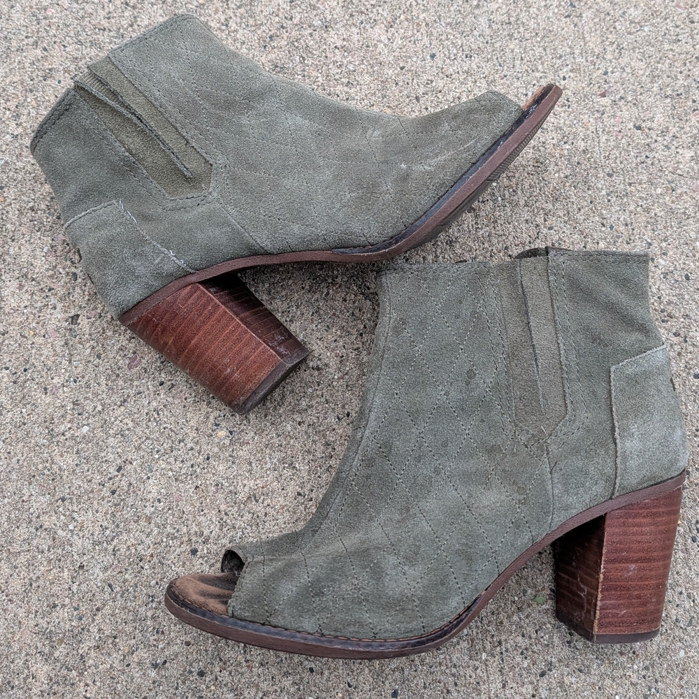 TOMS olive green suede open toe booties 8.5